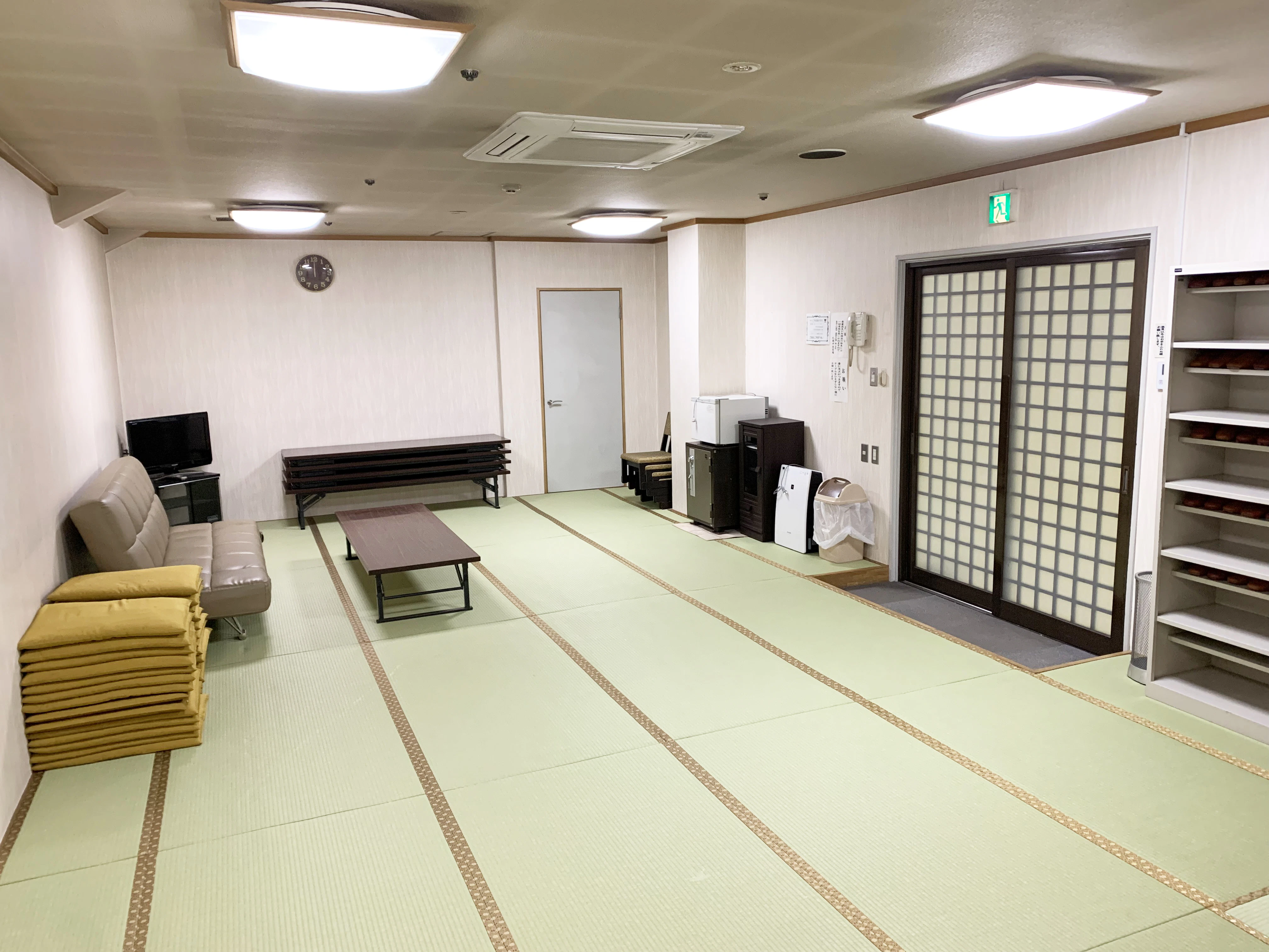 北海斎場 中央