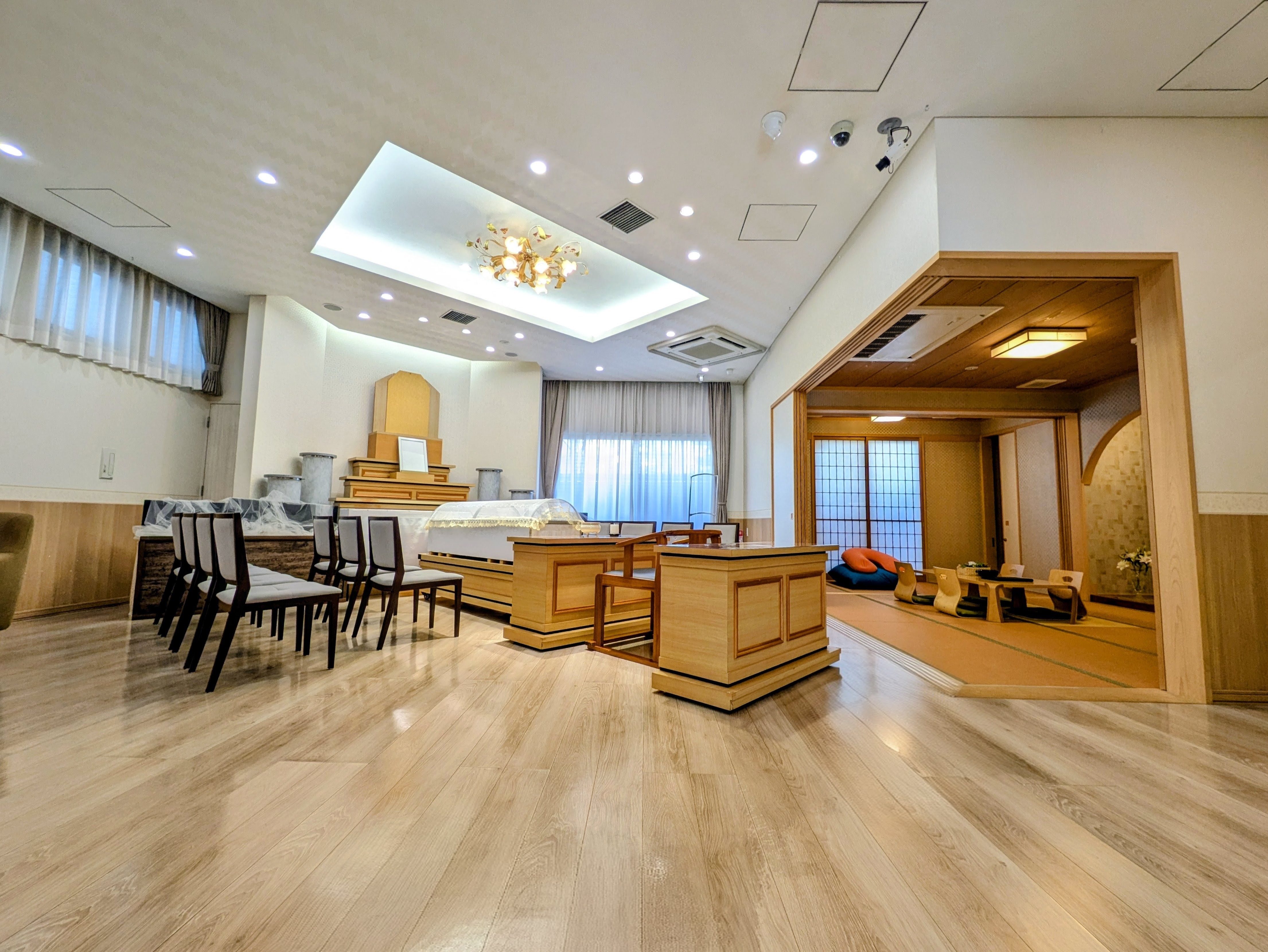 メイプルホール旭