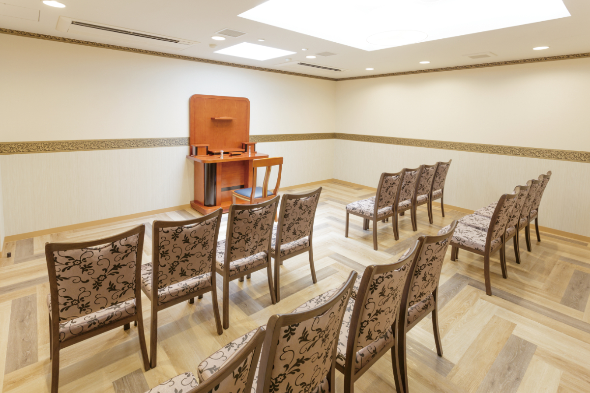 メイプルホール高井田