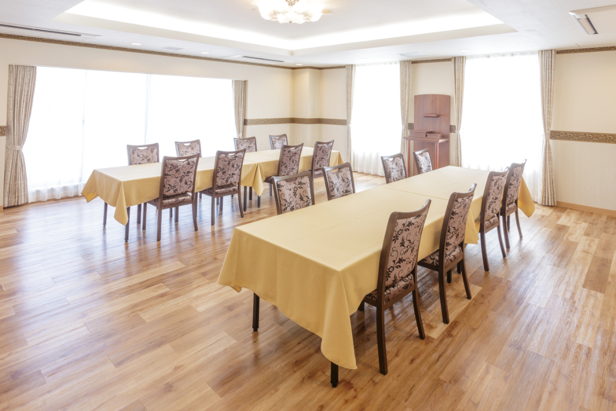 メイプルホール高井田