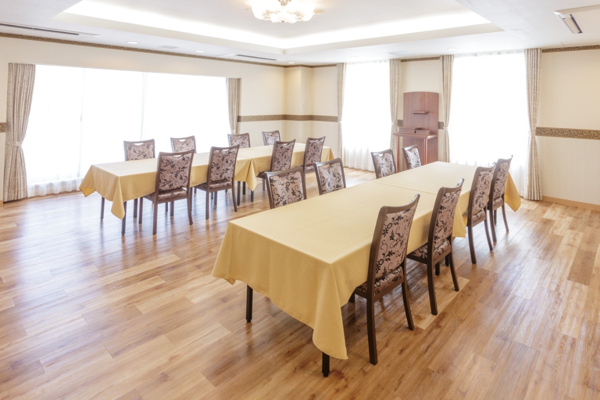 メイプルホール高井田