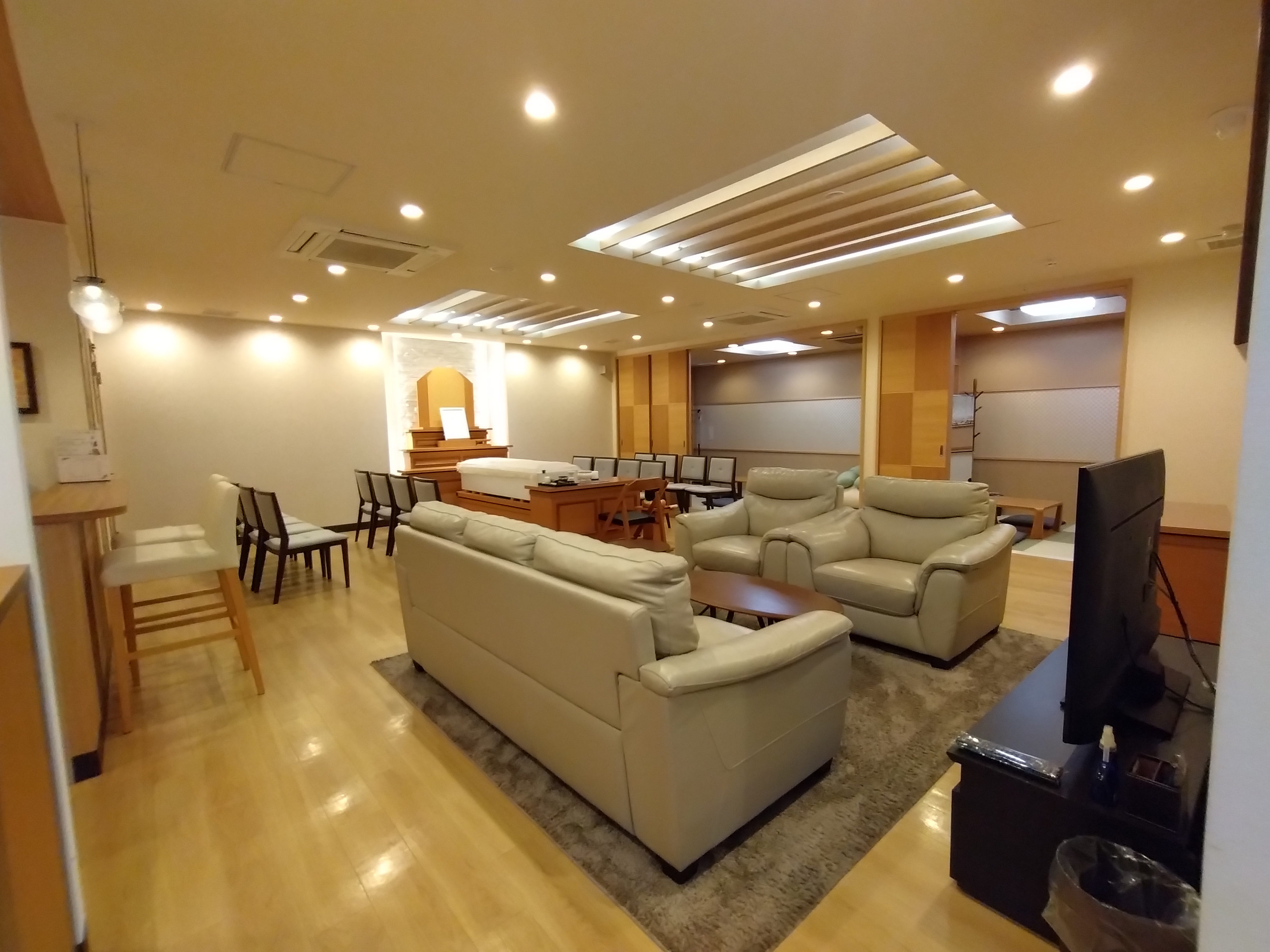 メイプルホール寝屋川公園