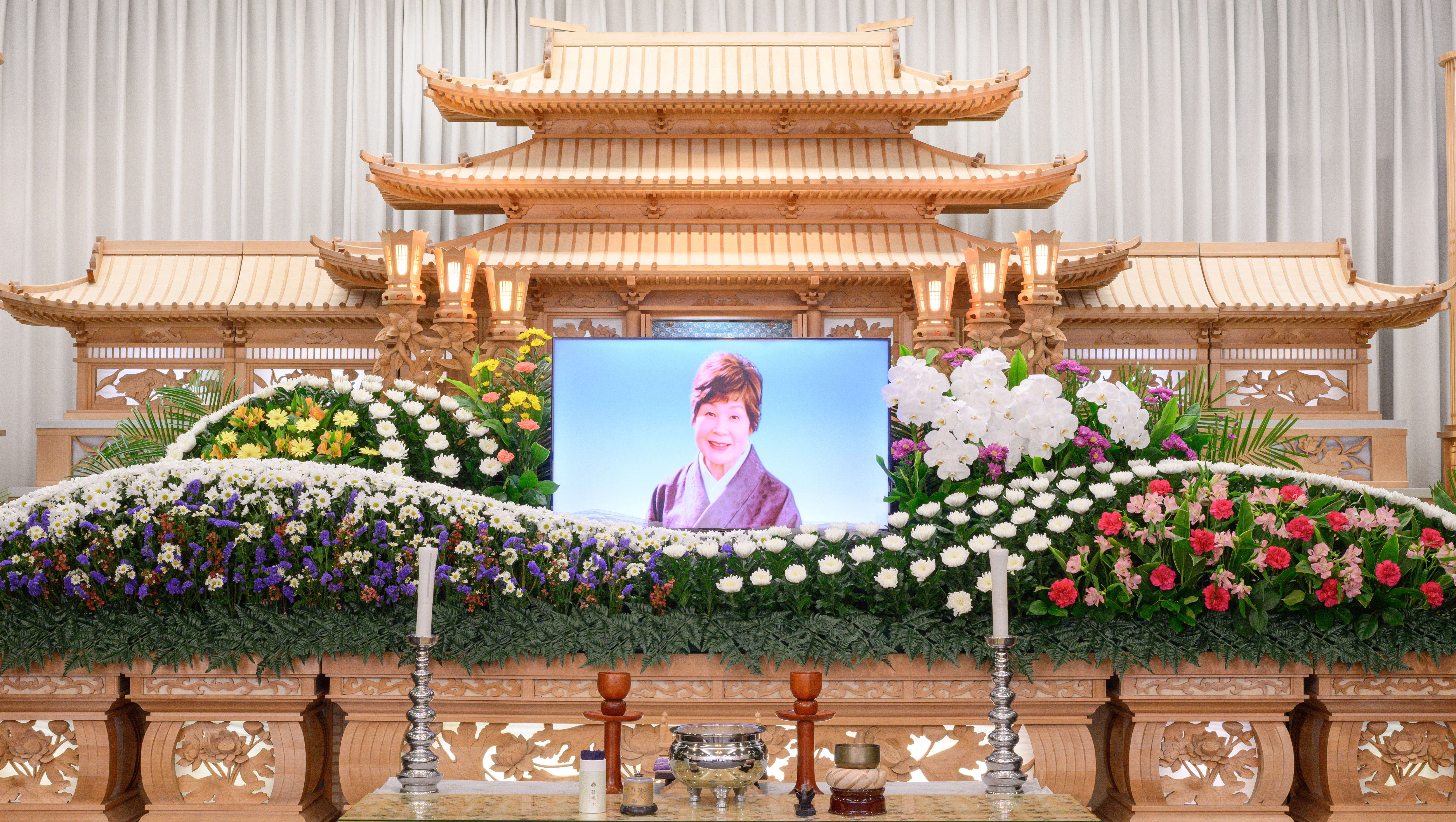 メモリアルホール菩提樹　渡波館