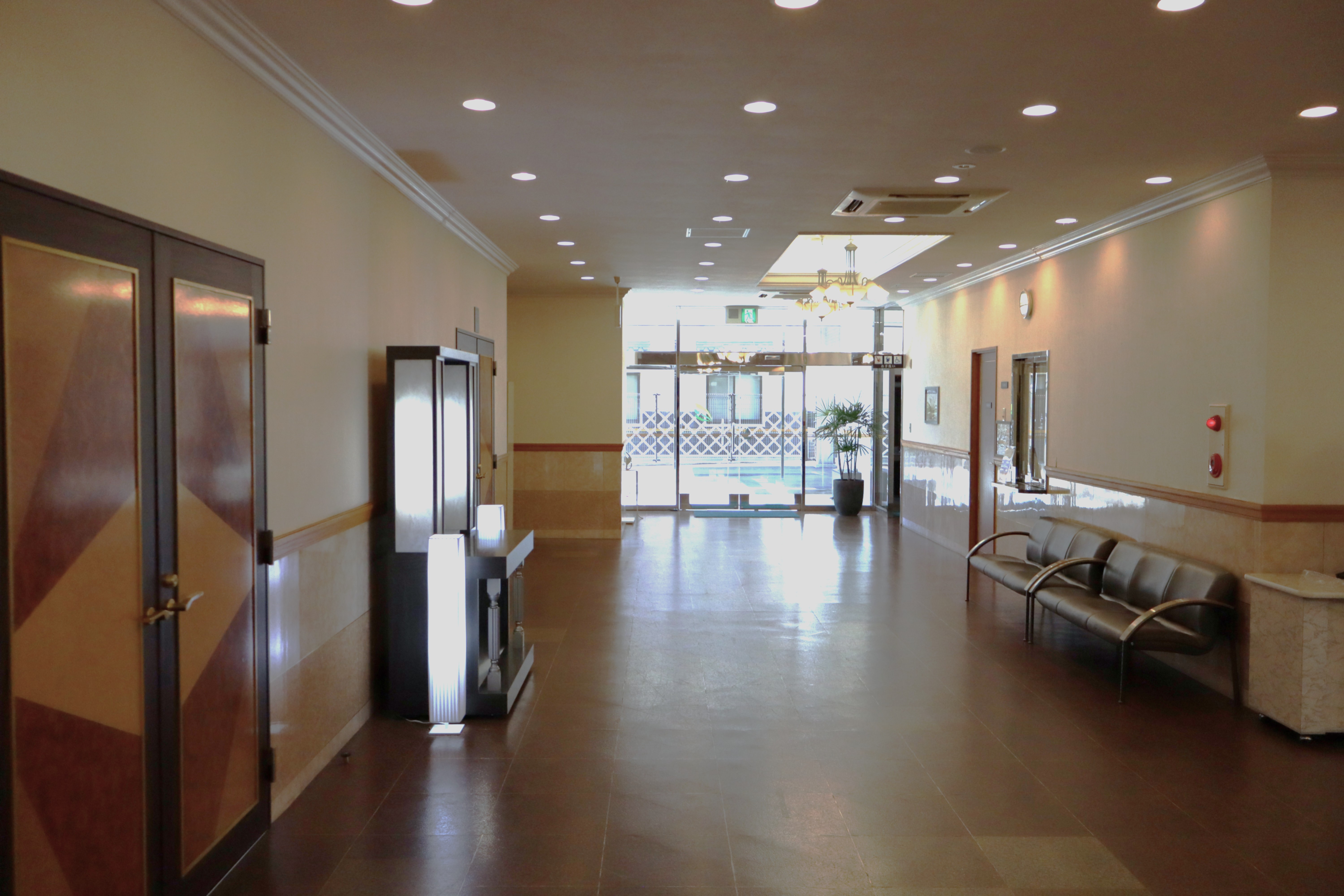 シティホール三本松