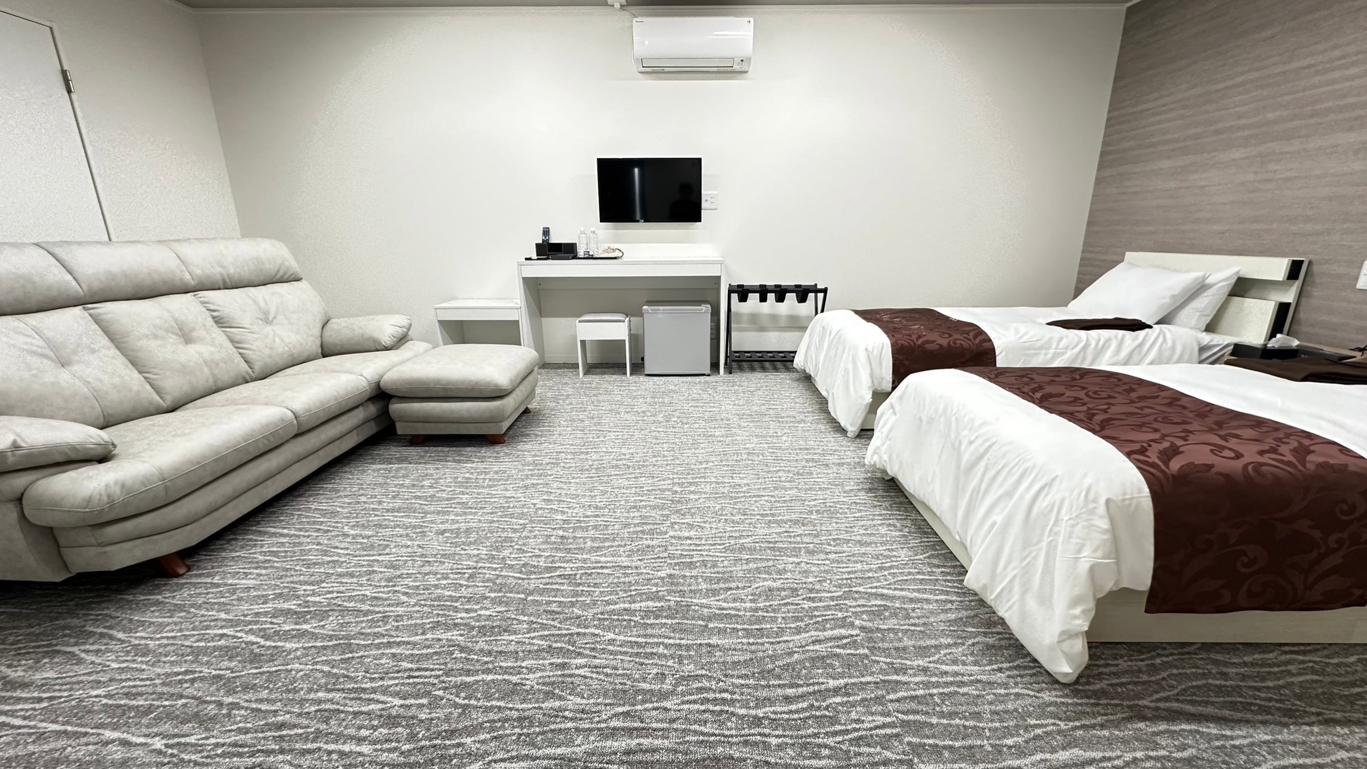 Aifitホールつつじ