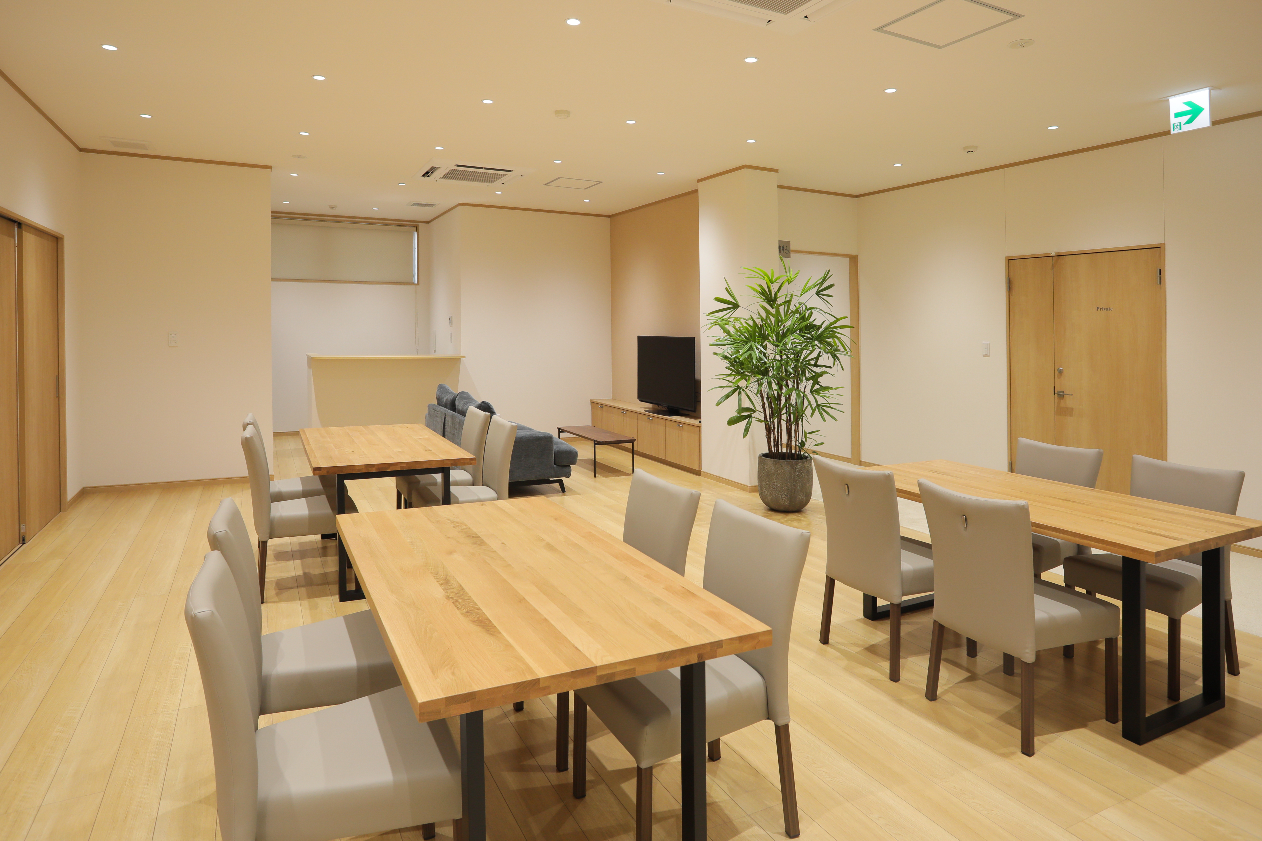 家族葬専用式場はないろ坂出店