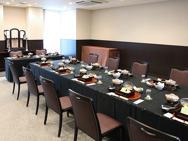 ユアホール保戸野