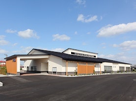 シティホール新屋