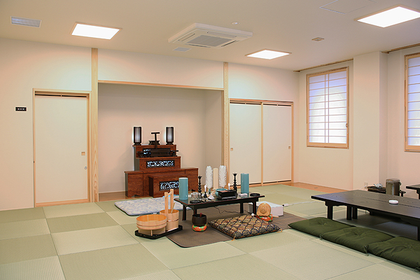 シティホール湖東