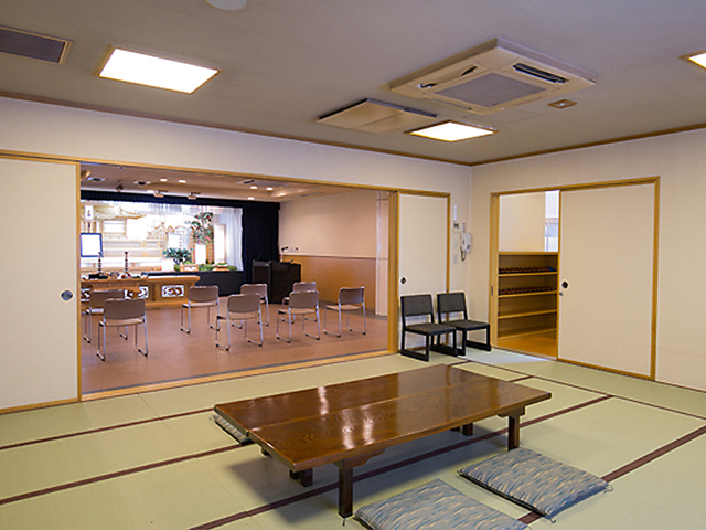 ユアホール平岸