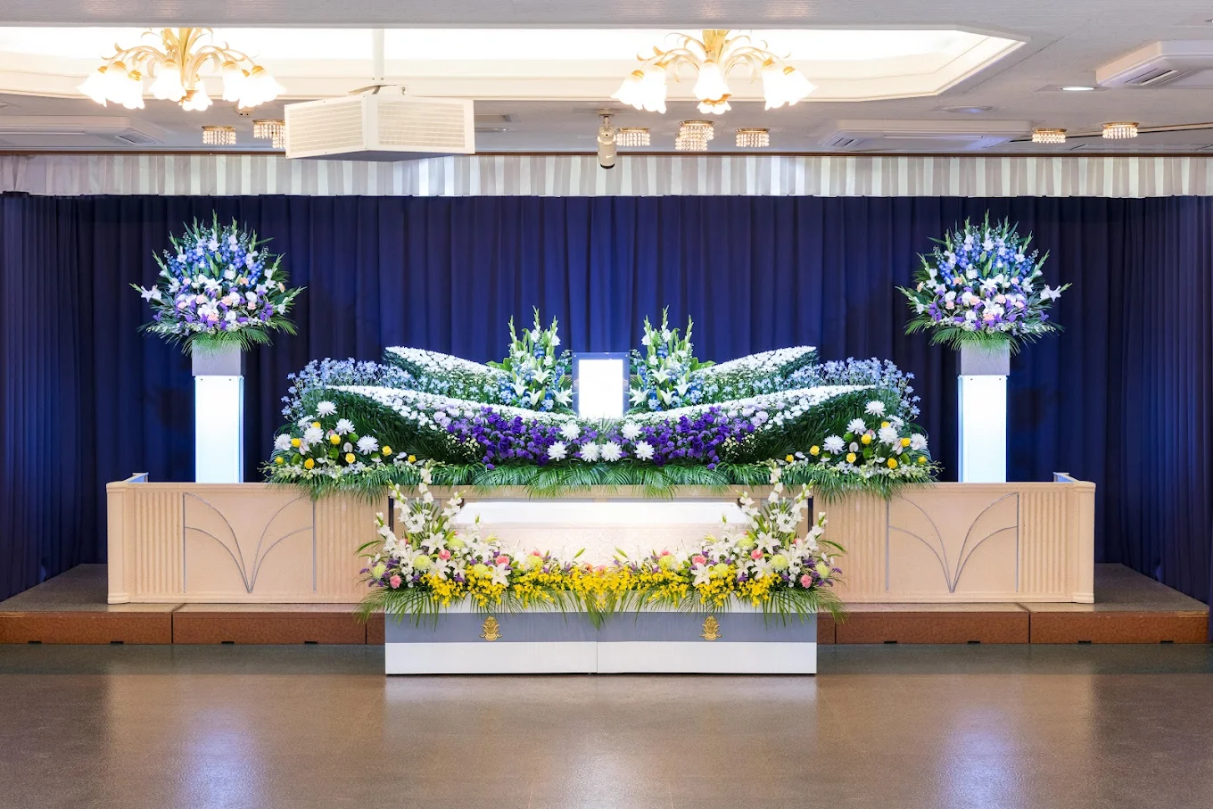 シティホールみのお