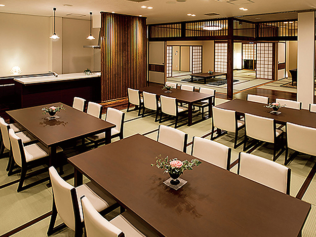 神戸駅前ホール『別邸蓮の台』