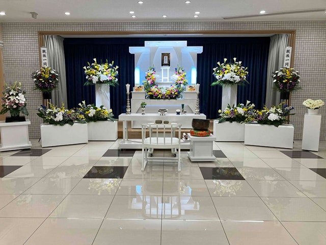 ユアホールおばやし