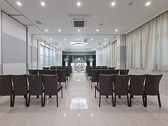 ユアホール日生中央