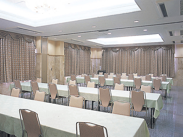 シティホール春日