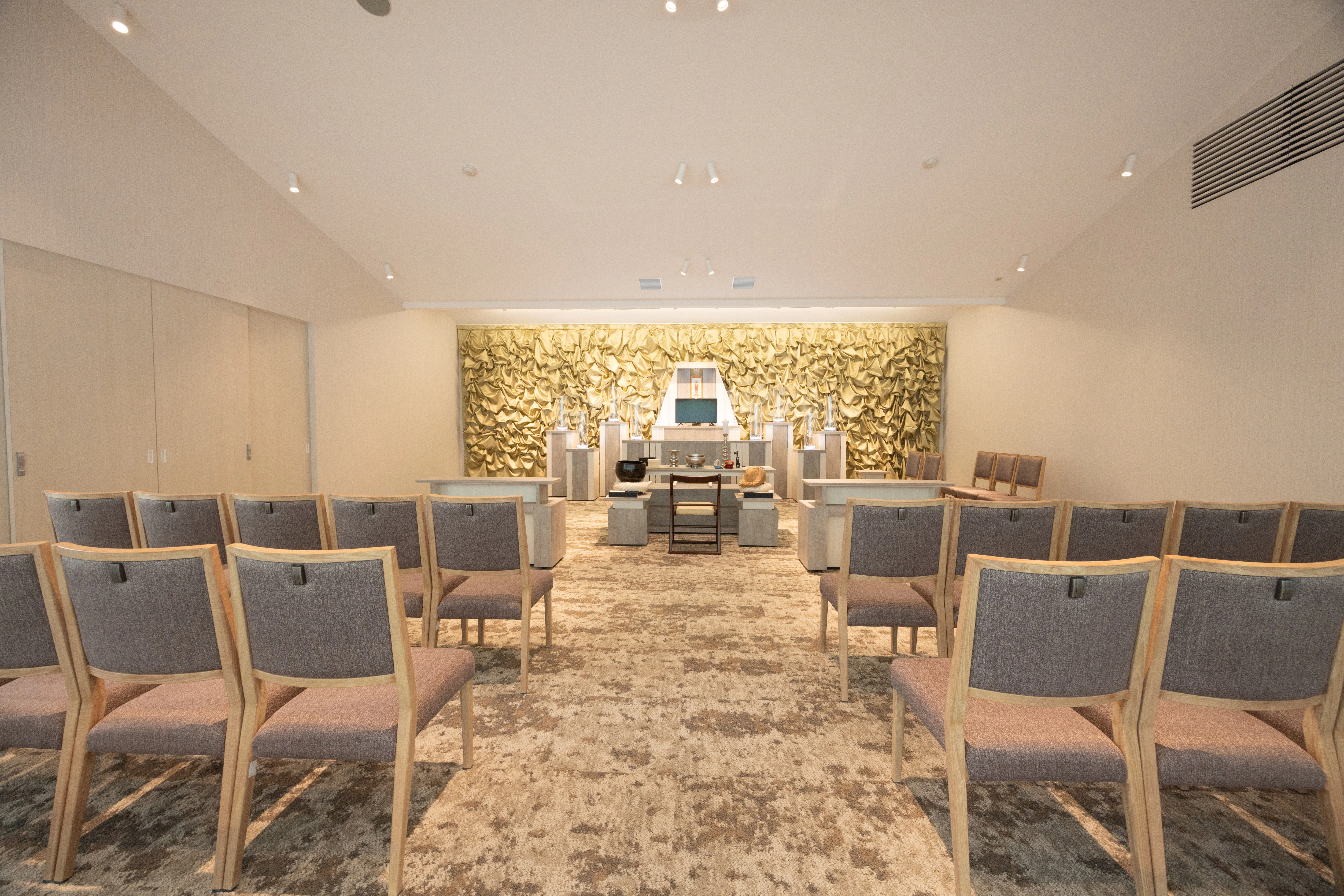 メモリードホール弥生