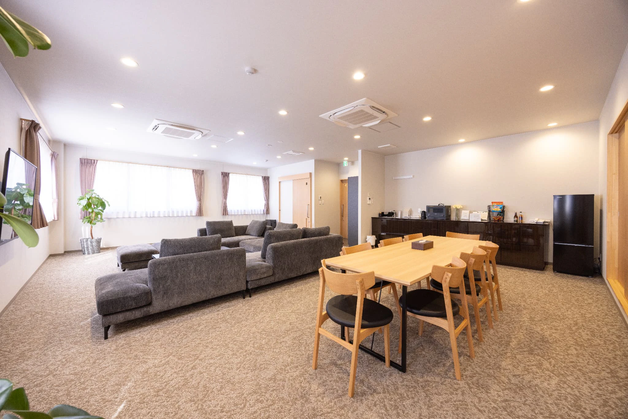 メモリードホール福石