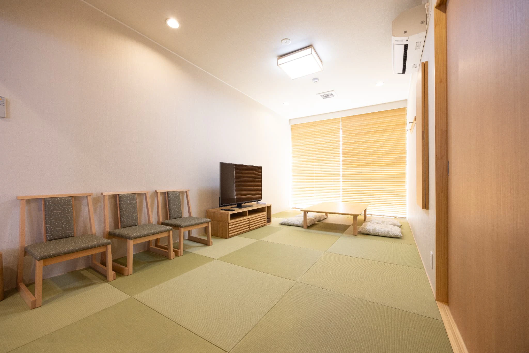 メモリードホール福石