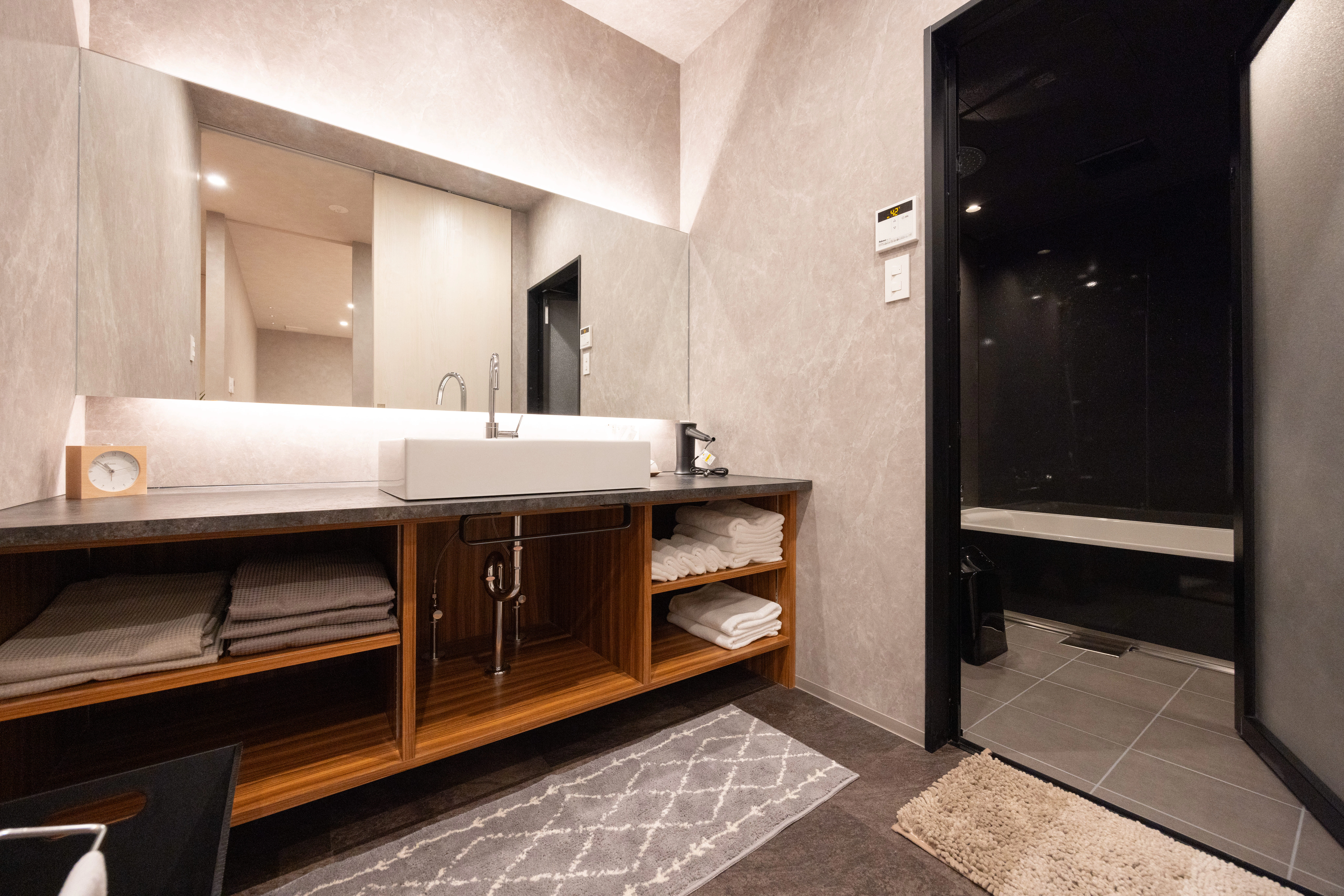 メモリードホール山本