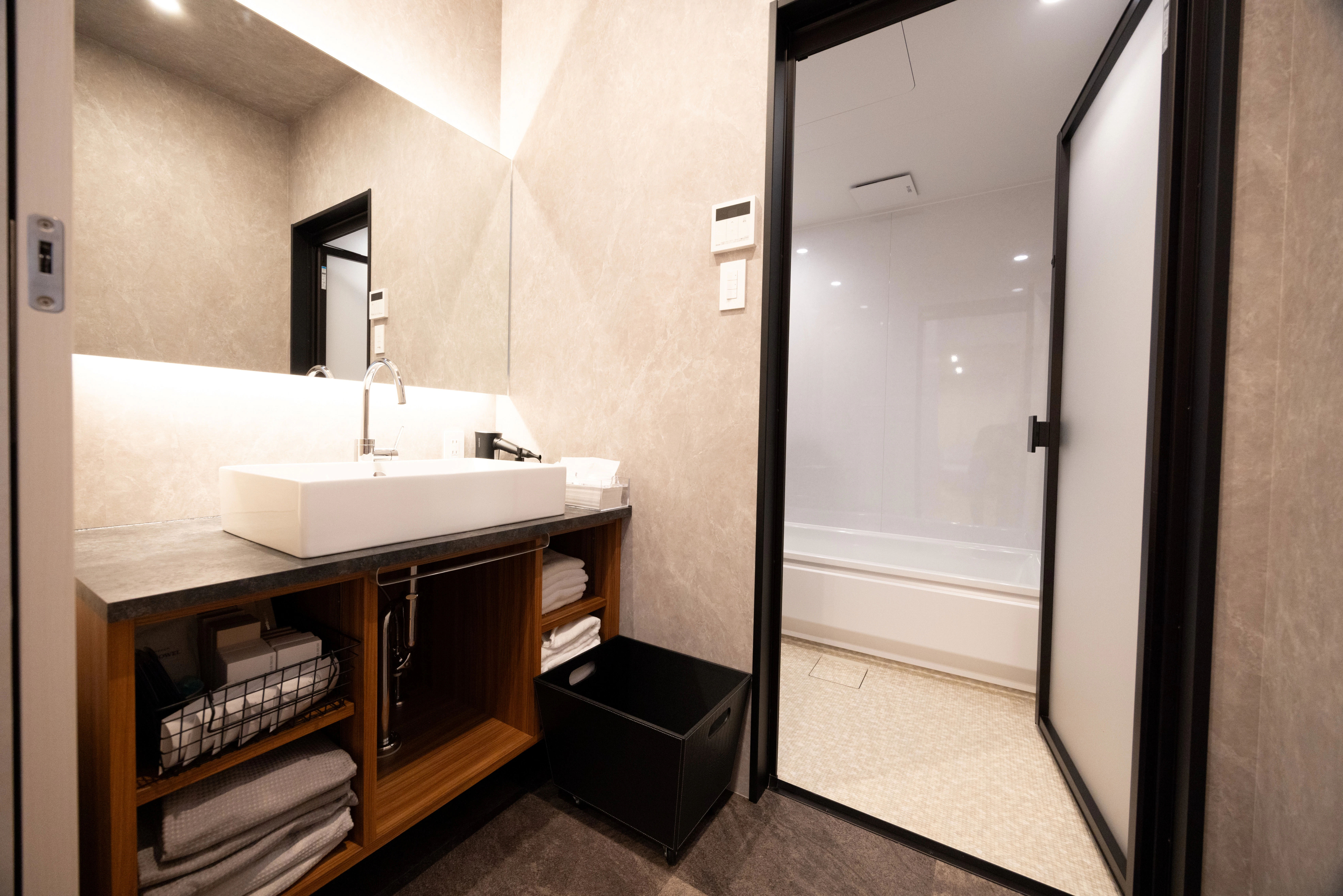 メモリードホール北方