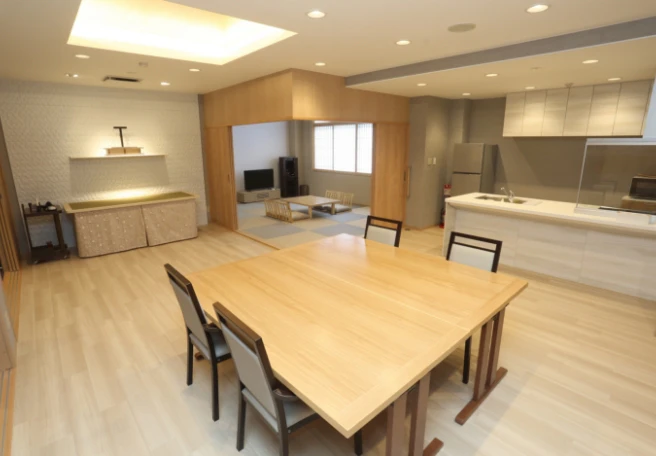 松山インター会館