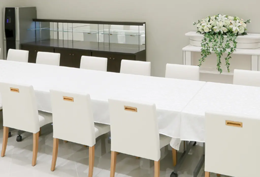 家族葬の広仏 ホシエ 錦見会館