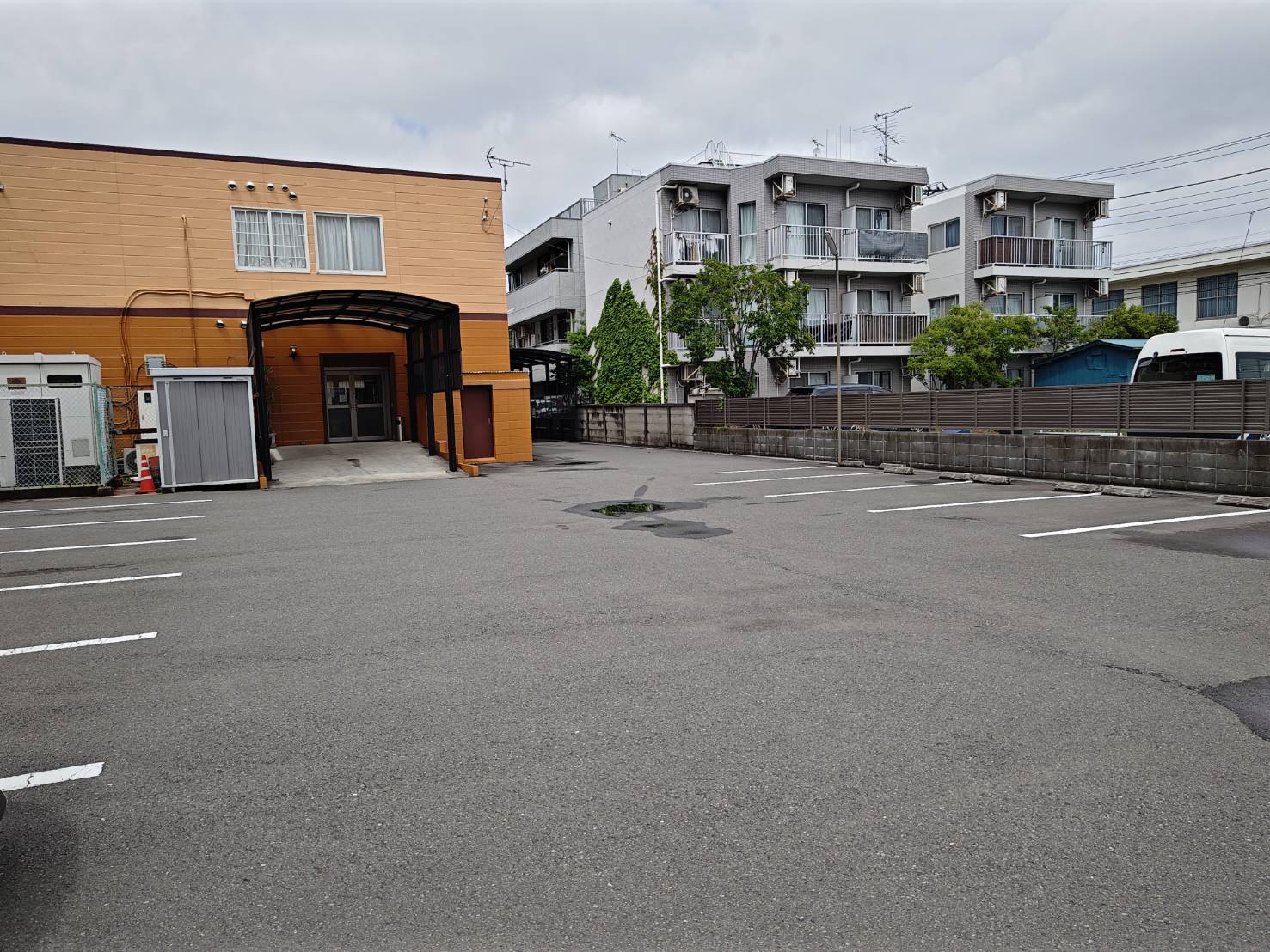 ファミリーホール高津