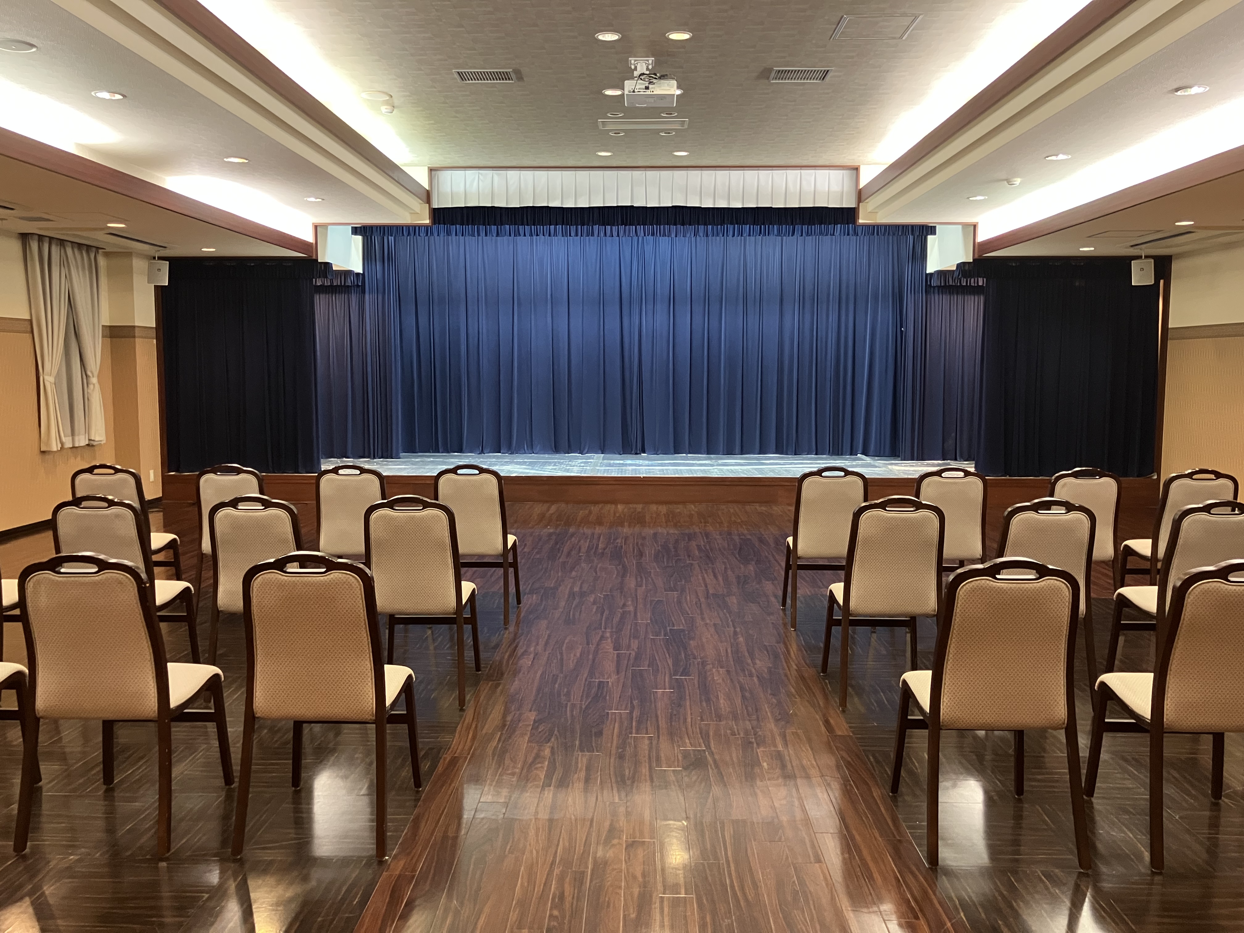 ドリーミーホール国立