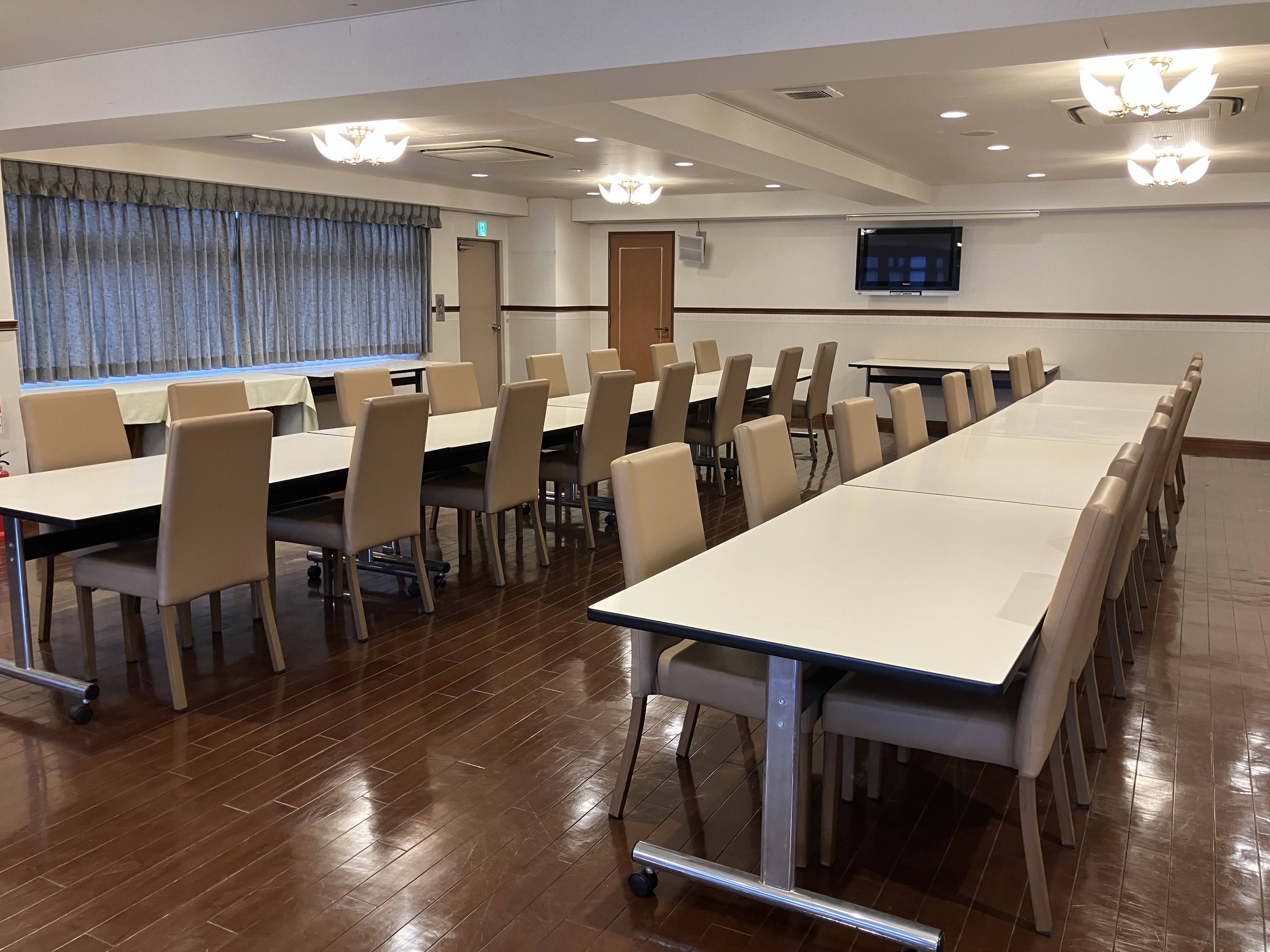 立川メモリアルホール