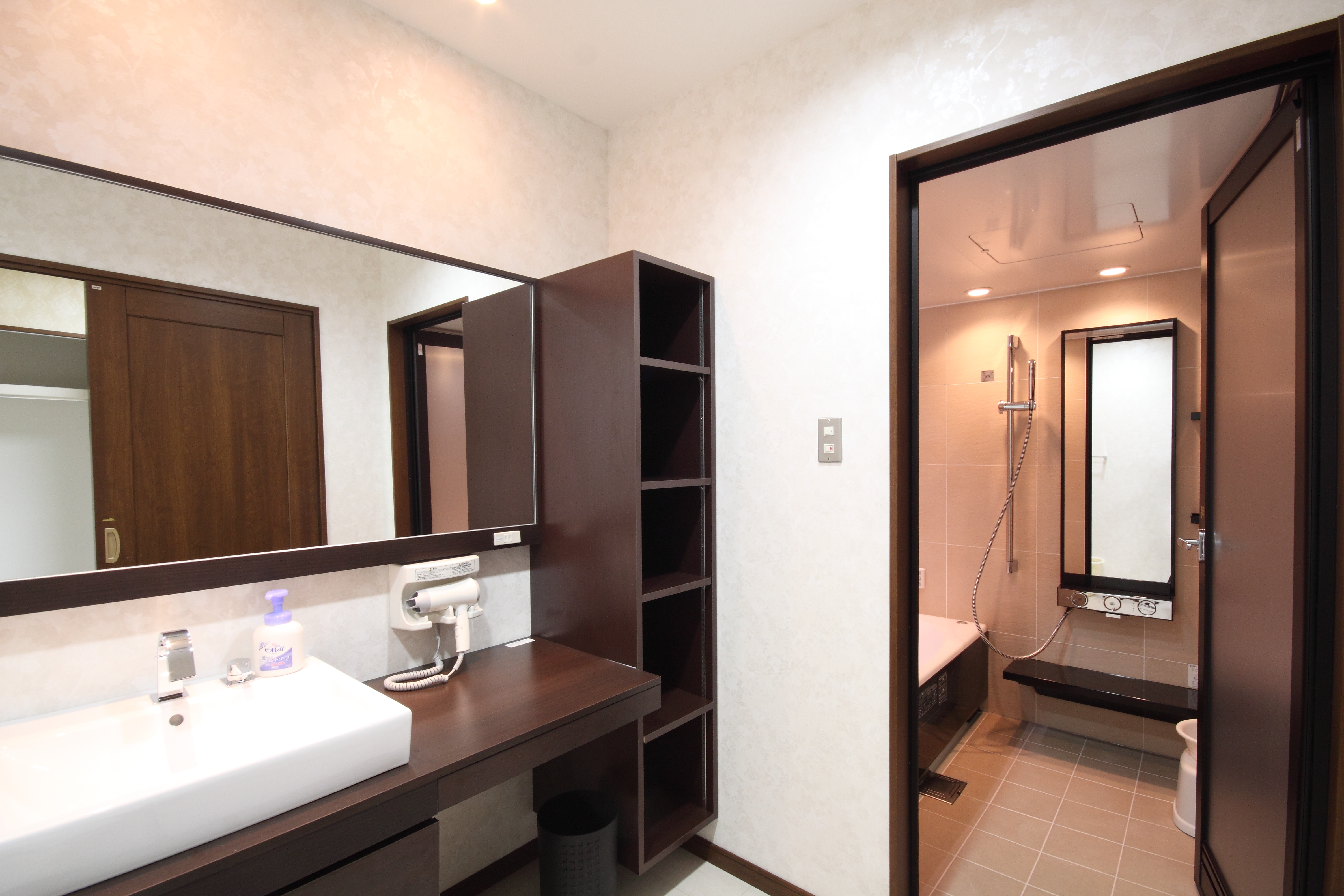 セレモ大神宮下駅ホール