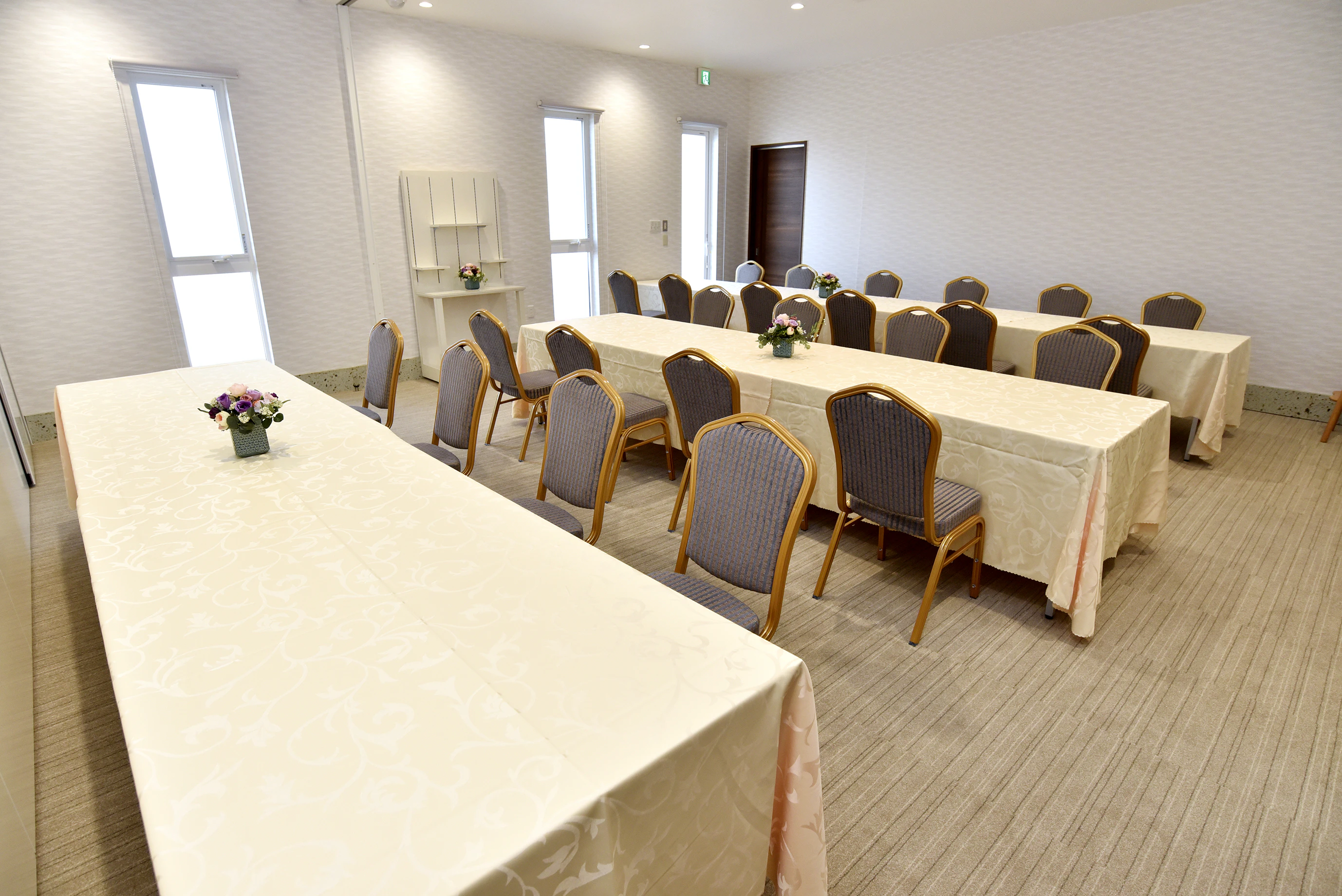 メモリード吉岡会館