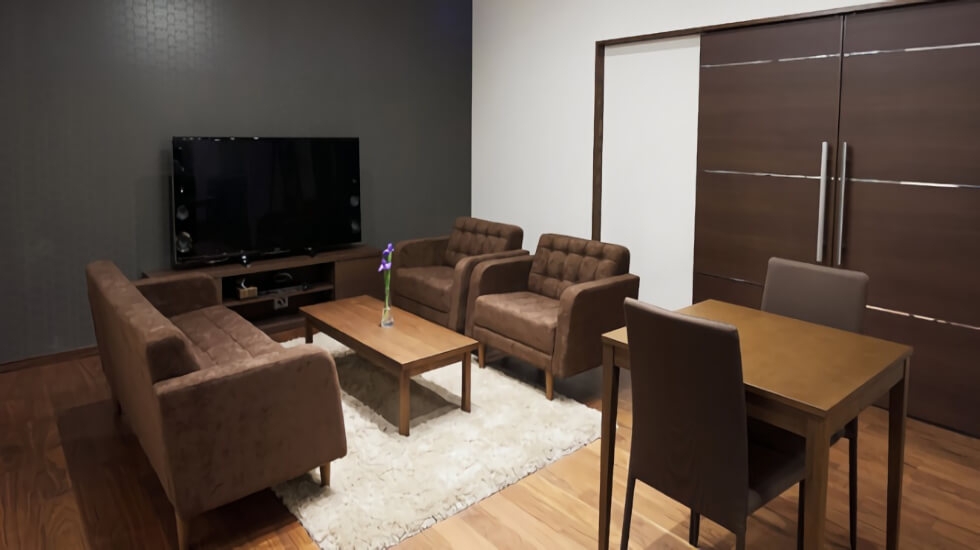 株式会社森山仏商