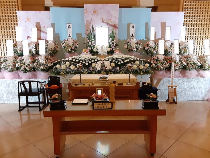 アザレア・ホール