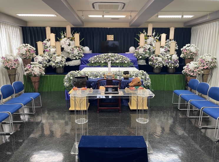 家族葬の花彩典《葬儀費用12万円～》-大田区の葬儀社・家族葬なら