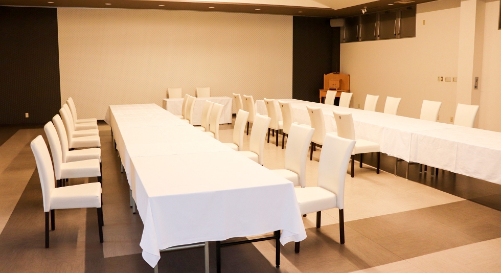 ベルホール会津屋