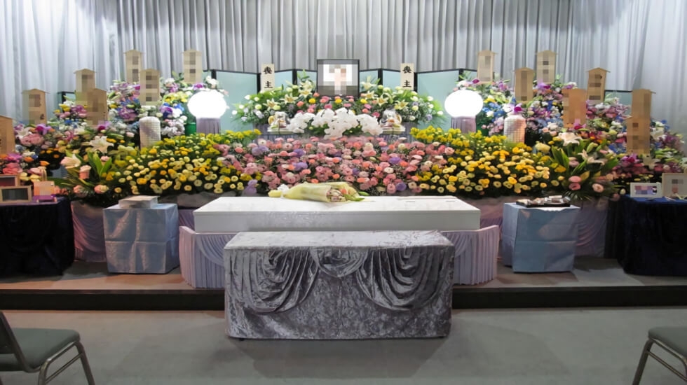 株式会社彩典商会