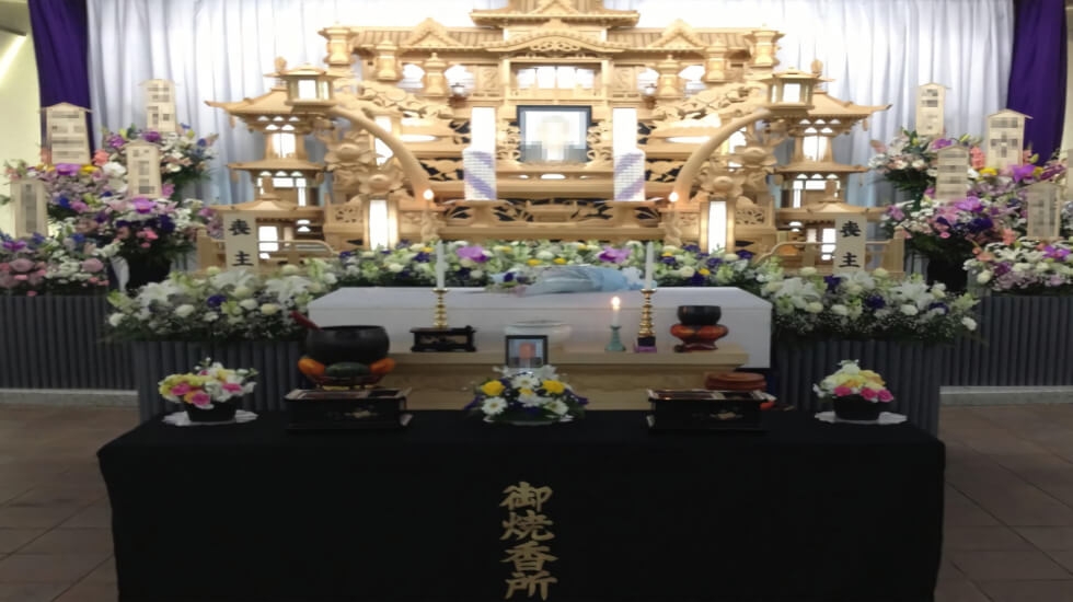 株式会社彩典商会