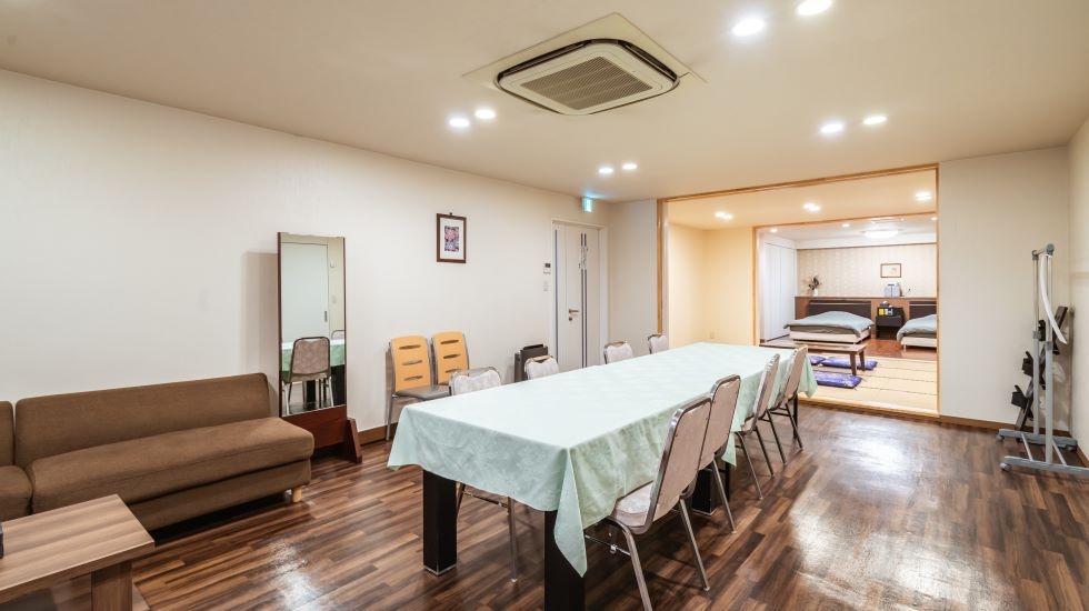 フローラルホール