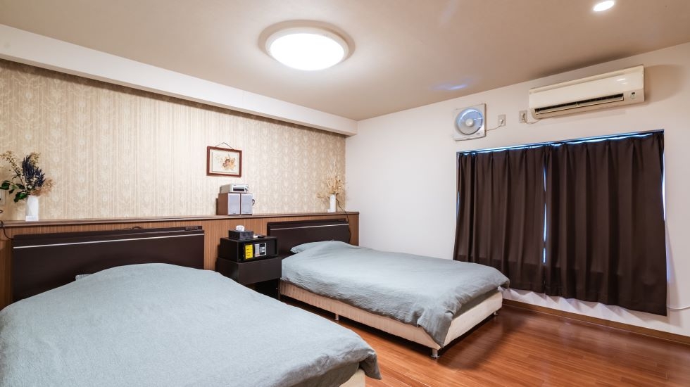 フローラルホール