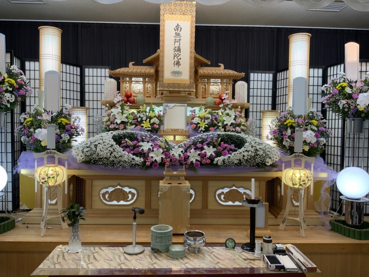 家族葬の花水木