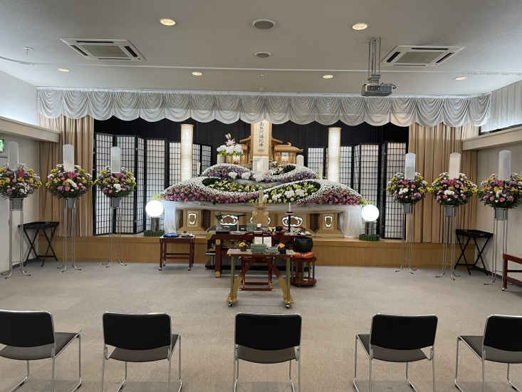 家族葬の花水木