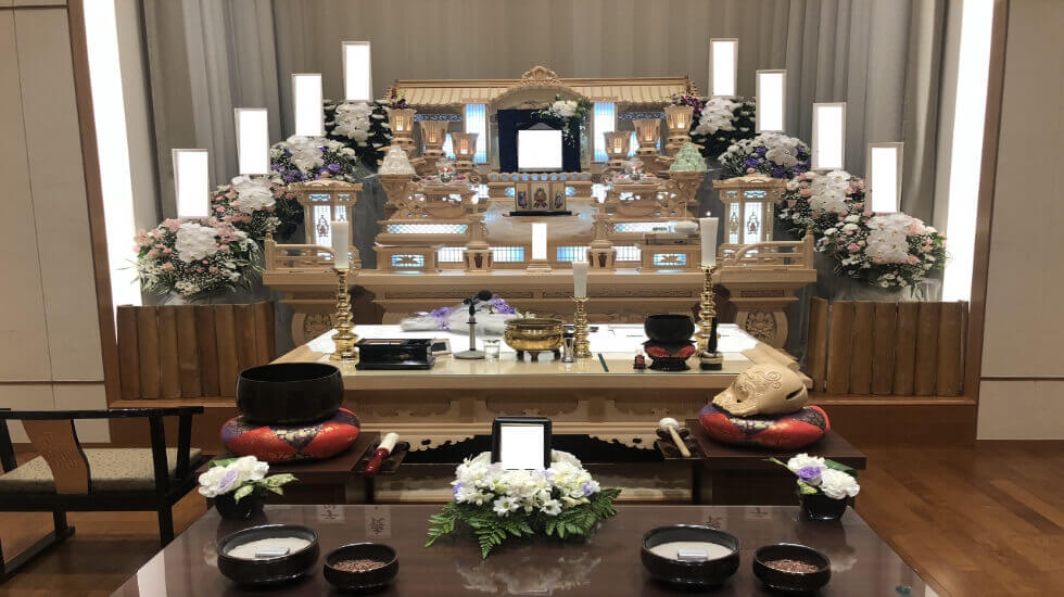 立ち華葬祭