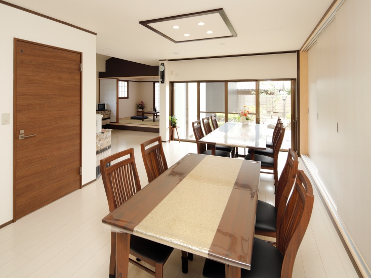 株式会社華園逢恩堂