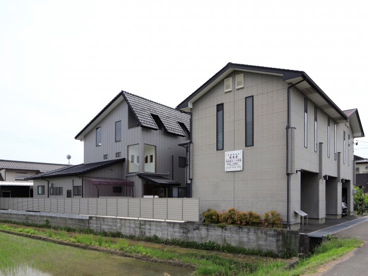 株式会社華園逢恩堂