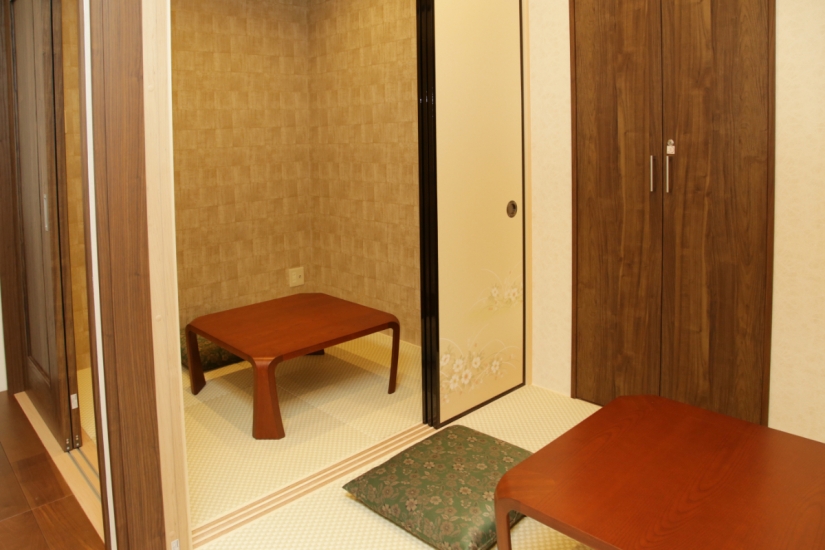 株式会社ファミマール