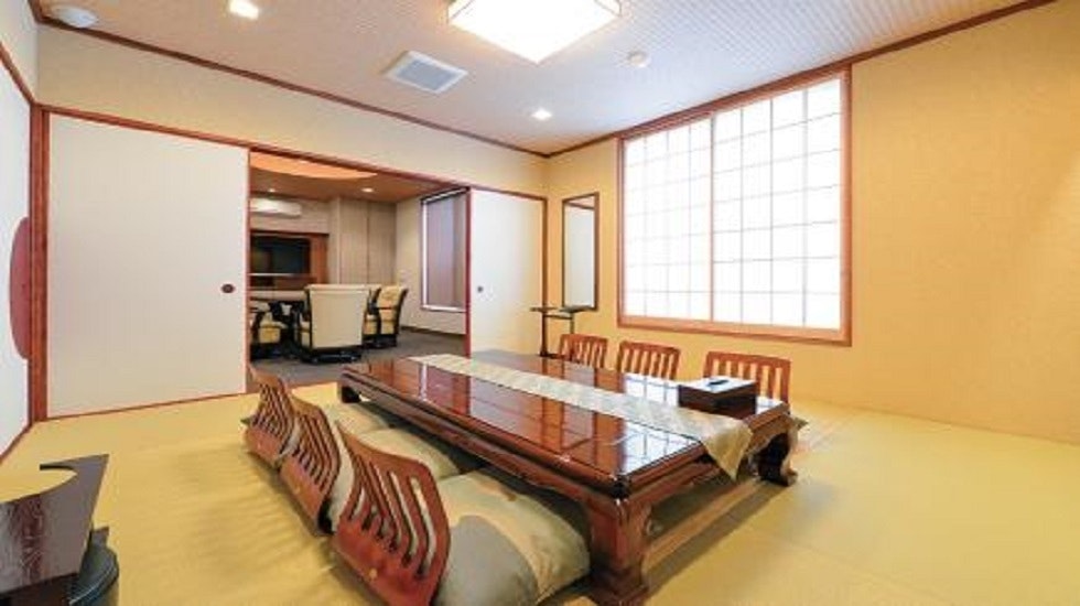 アスカ メモリアルホール経田