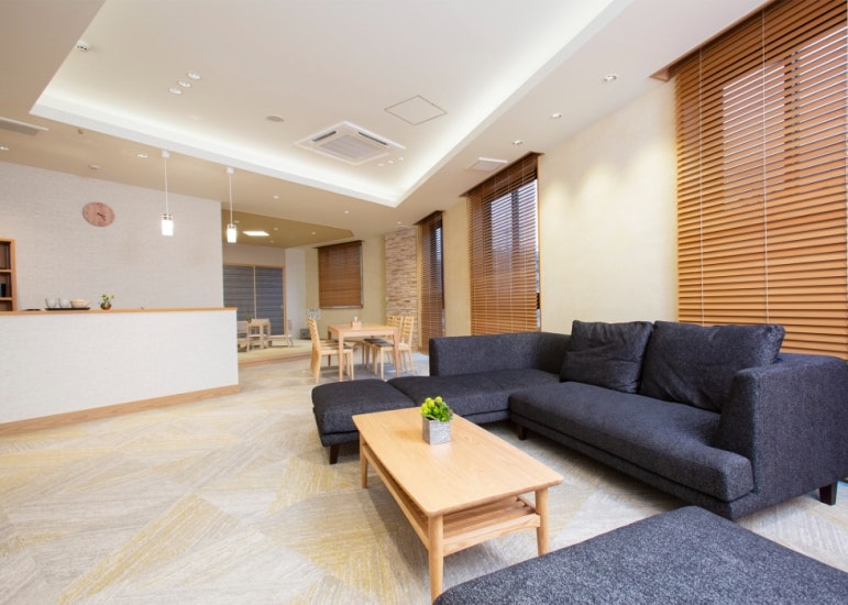 玉泉院中山会館