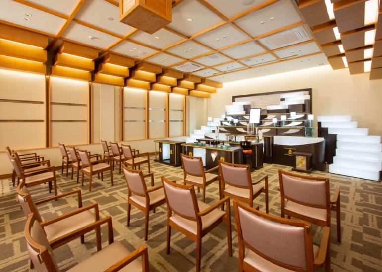 玉泉院中山会館