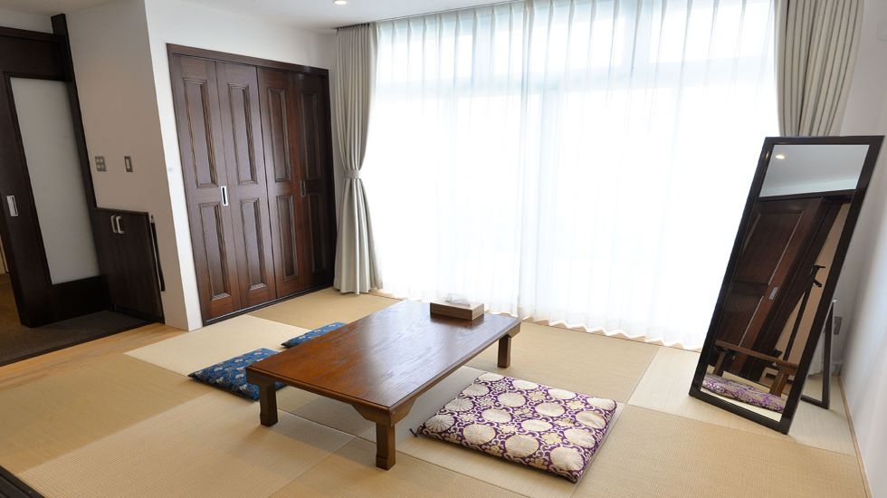 家族葬の広仏 戸坂