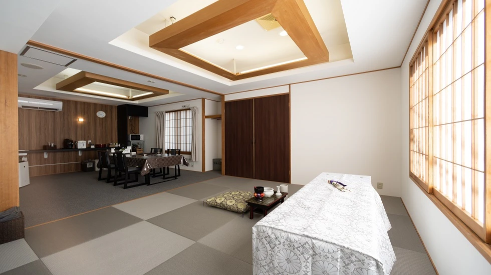 家族葬ホール上田踏入